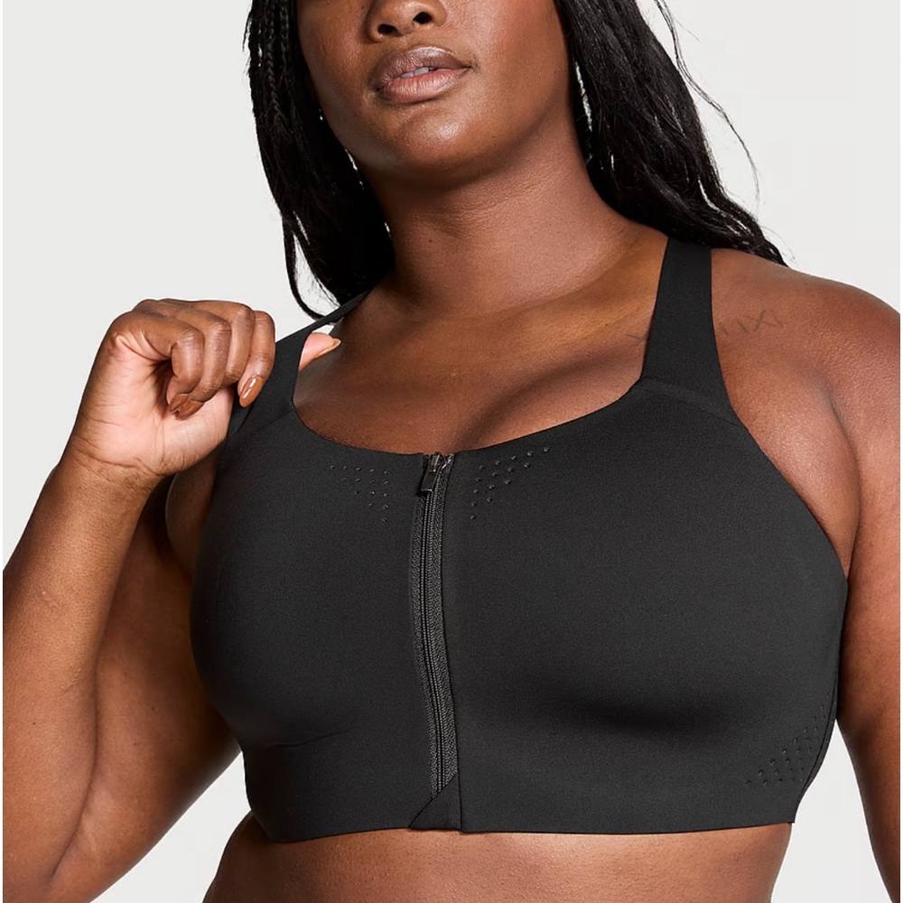 VSX
Featherweight Max™ Front-Close Sports Bra